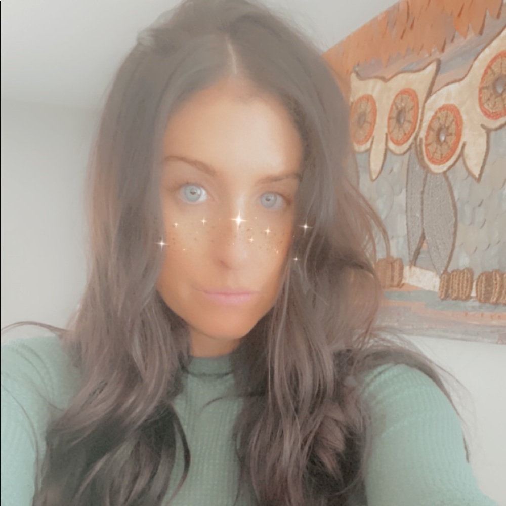 Meet your Posher, Melissa